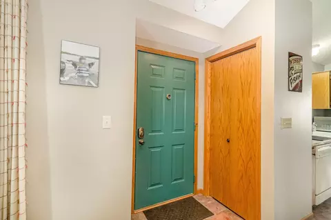 Entry Way - 7230 Clear Rdg, Centerville, MN 55038 photo 1 of 1