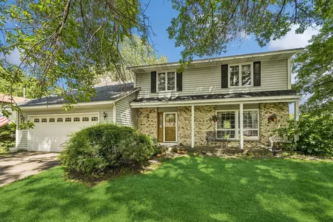 10738 Zopfi Way E, Maple Grove, MN 55369