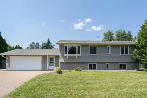 1781 Taconite Pt, Eagan, MN 55122
