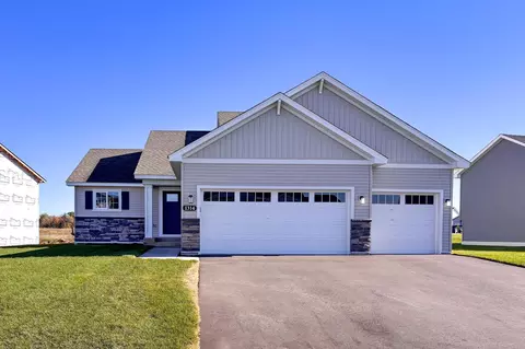 1314 Woods Rd NE, Isanti, MN 55040