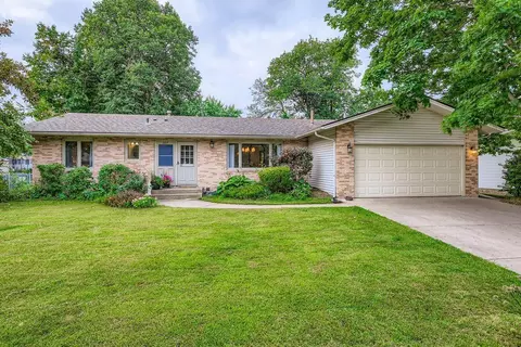 5217 Hamilton Ln N, Brooklyn Park, MN 55443