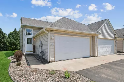 9828 Zinnia Ln N, Maple Grove, MN 55369