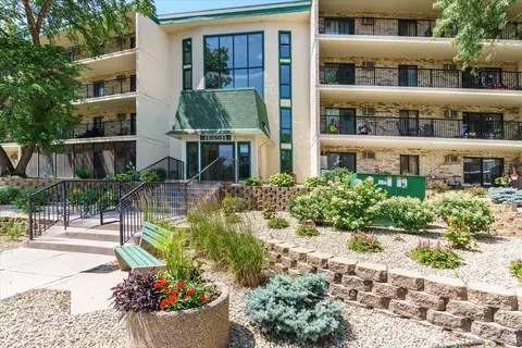 10501 Cedar Lake Rd #404, Minnetonka, MN 55305