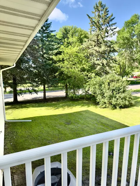 Exterior - 2001 25th St SW, Willmar, MN 56201 photo 6 of 8