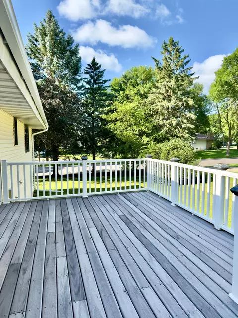 Exterior - 2001 25th St SW, Willmar, MN 56201 photo 8 of 8