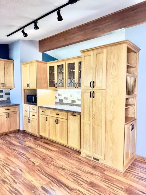 Kitchen - 2001 25th St SW, Willmar, MN 56201 photo 2 of 6