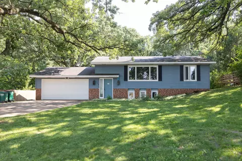 110 Hamilton Dr, River Falls, WI 54022