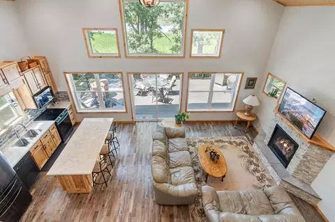 23730 Oak Lake Trl SE, Erskine, MN 56535