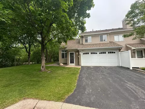 691 85th Ln NW #1, Coon Rapids, MN 55433