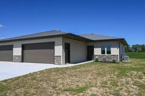 206 Diamond Ct, Wykoff, MN 55990