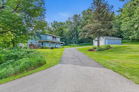 1273 County Rd N, Roberts, WI 54023