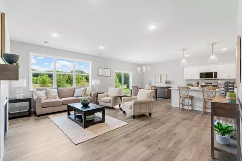 2452 Greenbriar Ln, Buffalo, MN 55313