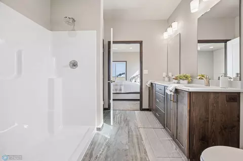 Bath - 203 Emma Ct, Mapleton, ND 58059 photo 2 of 3