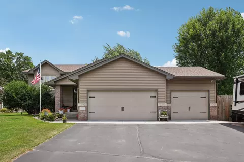 12313 Ilex St NW, Coon Rapids, MN 55448