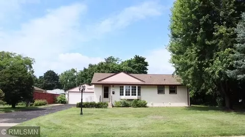 6007 Vincent Ave N, Brooklyn Center, MN 55430