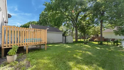Exterior - 806 8th St SW, Willmar, MN 56201 photo 5 of 7