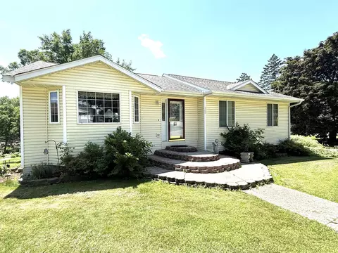 300 Linden Ave E, Kimball, MN 55353