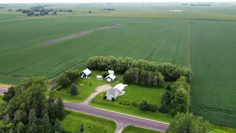 35448 200th St, Brewster, MN 56119