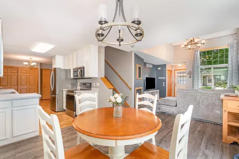 5244 207th St N, Forest Lake, MN 55025