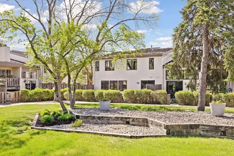 3666 Towndale Dr, Bloomington, MN 55431