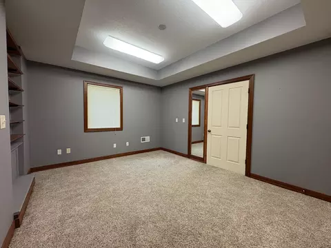 Bedroom - 53030 254th Ave, Plainview, MN 55964 photo 5 of 10