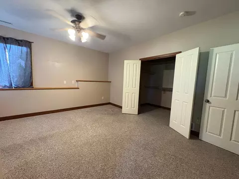 Bedroom - 53030 254th Ave, Plainview, MN 55964 photo 8 of 10