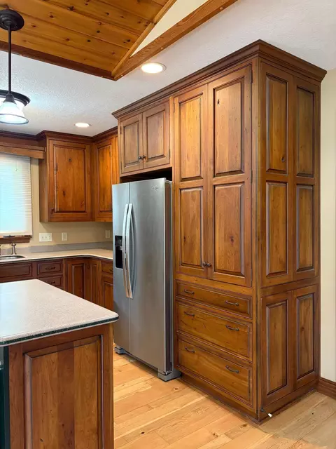 Kitchen - 53030 254th Ave, Plainview, MN 55964 photo 5 of 11