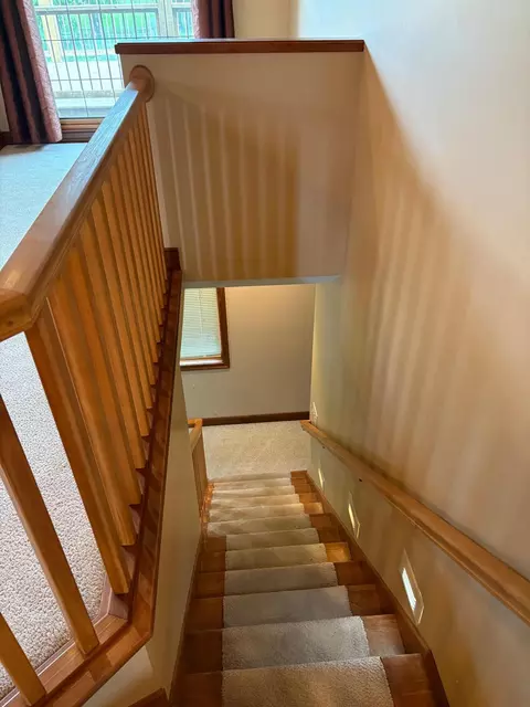 Entry Way - 53030 254th Ave, Plainview, MN 55964 photo 7 of 7