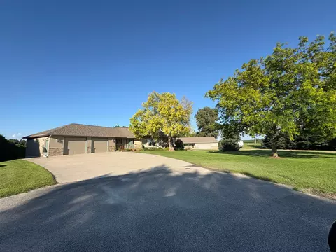 Exterior - 53030 254th Ave, Plainview, MN 55964 photo 10 of 39