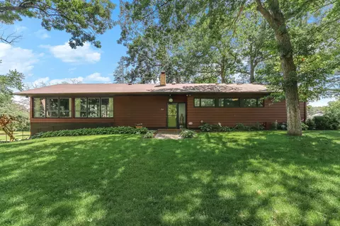 789 Viking Dr E, Little Canada, MN 55117