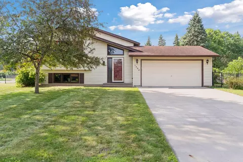 1392 Jonquil Ln, White Bear Lake, MN 55110