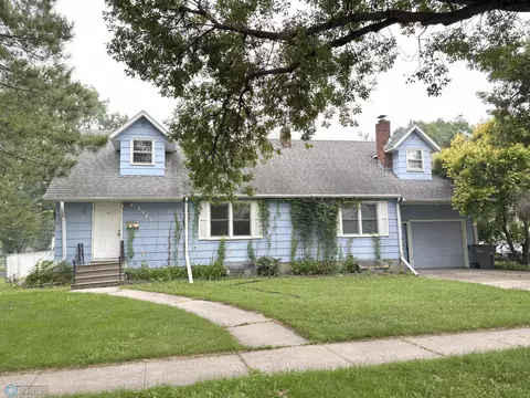 1317 3rd St S, Moorhead, MN 56560