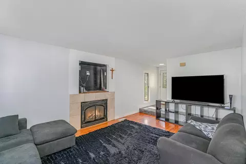 4510 Slater Rd, Eagan, MN 55122 photo 4