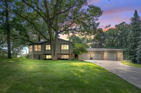2177 Overlake Ave, White Bear Township, MN 55110