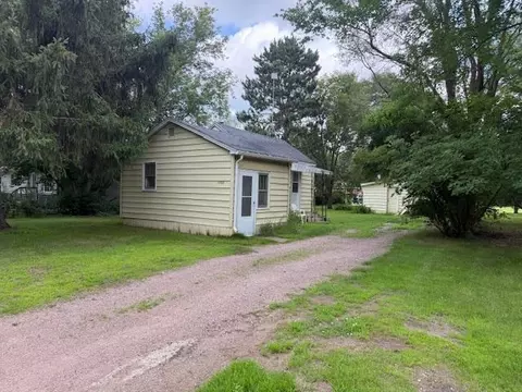 1208 7th St NE, Little Falls, MN 56345