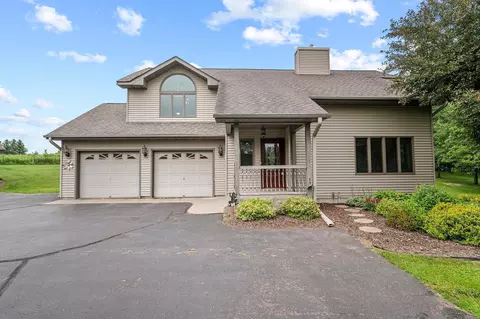 1705 170th Ave, New Richmond, WI 54017