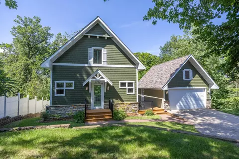 5108 Drummond Rd, Mound, MN 55364