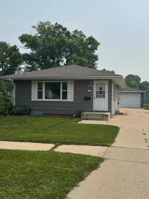 406 22nd St S, Fargo, ND 58103