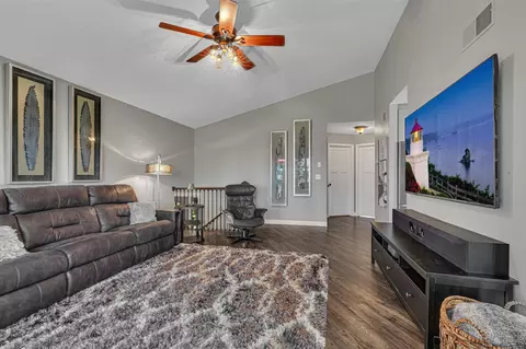 24233 County Road 75, Saint Augusta, MN 56301 photo 6