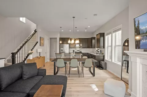 8120 Arrowwood Ln N, Maple Grove, MN 55369