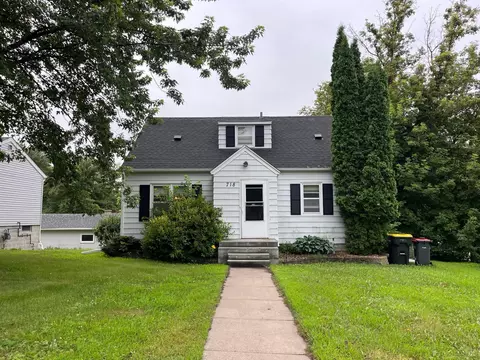 718 Elm St, Redwood Falls, MN 56283