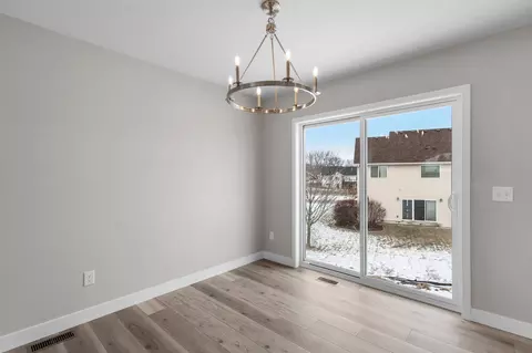 Dining - 2150 Violet Ln, Faribault, MN 55021 photo 3 of 4
