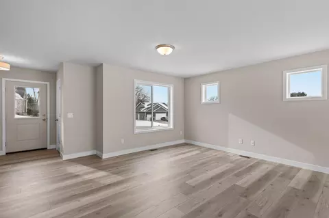 Living - 2150 Violet Ln, Faribault, MN 55021 photo 5 of 12