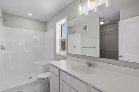 Bath - 2150 Violet Ln, Faribault, MN 55021 photo 1 of 6