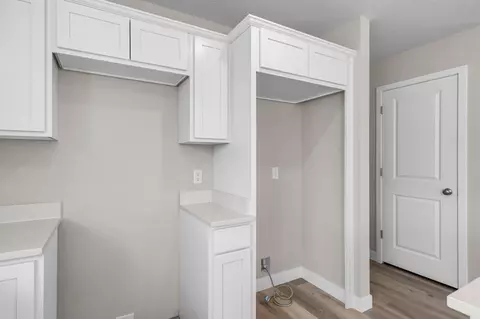 Entry Way - 2150 Violet Ln, Faribault, MN 55021 photo 1 of 2