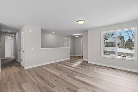 Living - 2150 Violet Ln, Faribault, MN 55021 photo 8 of 12