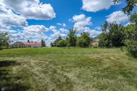 Exterior - 1604 32nd Ave W, West Fargo, ND 58078 photo 2 of 18