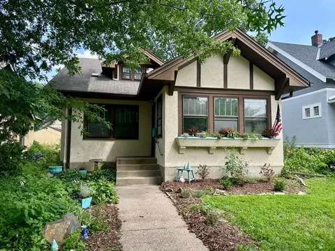 4105 Columbus Ave, Minneapolis, MN 55407