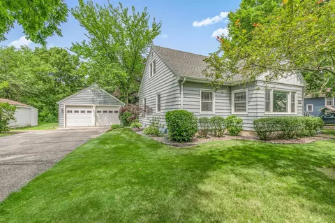 428 Evergreen Park Blvd, Litchfield, MN 55355