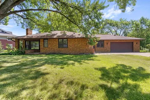 2235 Century Ave S, Woodbury, MN 55125